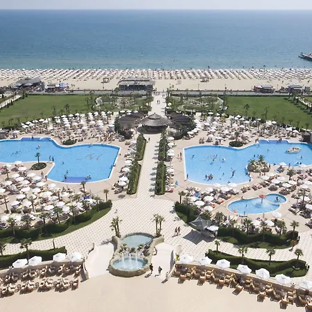 Dit Majestic Beach Resort-3